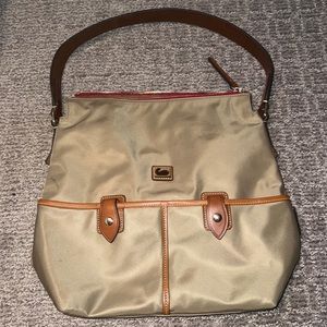 dooney and bourke bag